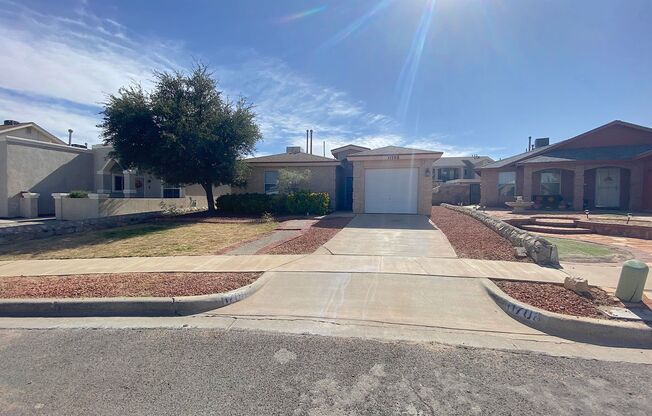 East El Paso 3 bed 2 bath