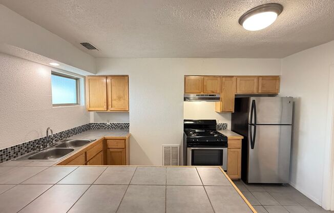 1 bed, 1 bath, 580 sqft, $1,294, Unit PEN-310A