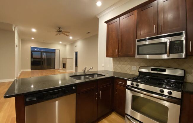Built-in microwave and dishwasher - 3 Bedroom