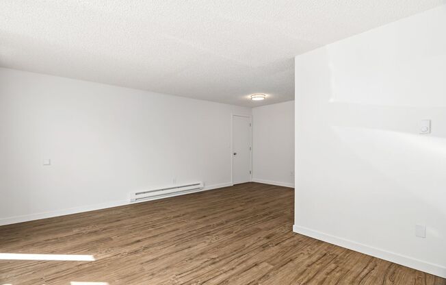1 bed, 1 bath, 610 sqft, $1,540, Unit Unit 42