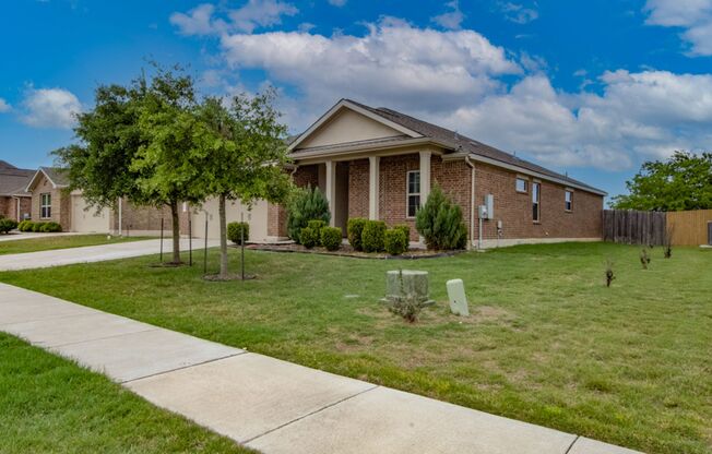809 Tabernash Dr. Leander, TX 78641