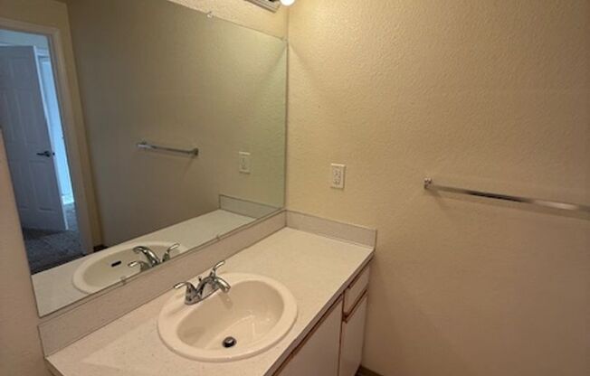 2 beds, 2 baths, 1,100 sqft, $1,525, Unit 183-114