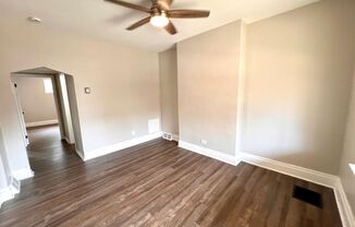 1 bed, 1 bath, 700 sqft, $995