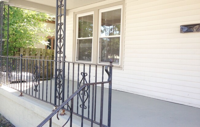3 Bedroom, 1.5 Bath Single Family Home Available Mid May
