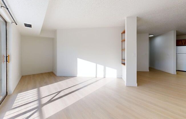 3 beds, 2 baths, 1,302 sqft, $1,250, Unit 205-201G