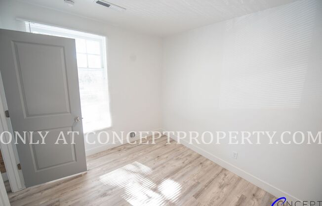 Studio, 1 bath, 251 sqft, $1,149, Unit 4D