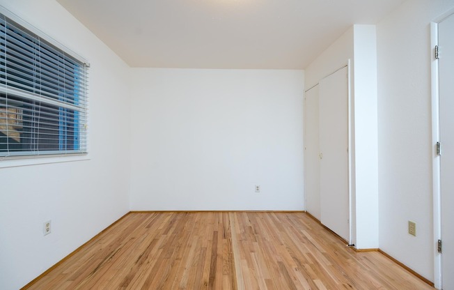 2 beds, 1 bath, 801 sqft, $1,799, Unit 3030-10