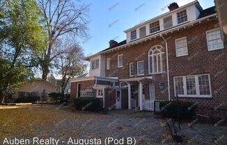 239 A-3 Greene St.