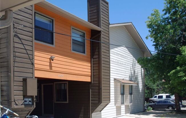 Central Boulder 2 Story Spacious Townhome