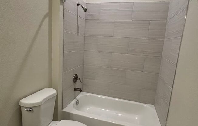 2 beds, 2 baths, 720 sqft, $1,799, Unit 820 #308