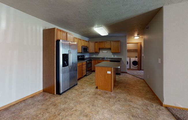 2 beds, 1 bath, 929 sqft, $895, Unit 106