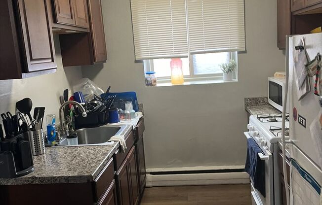 1 bed, 1 bath, 600 sqft, $1,000, Unit 7515-C