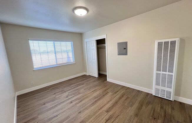 1 bed, 1 bath, $2,375, Unit 4