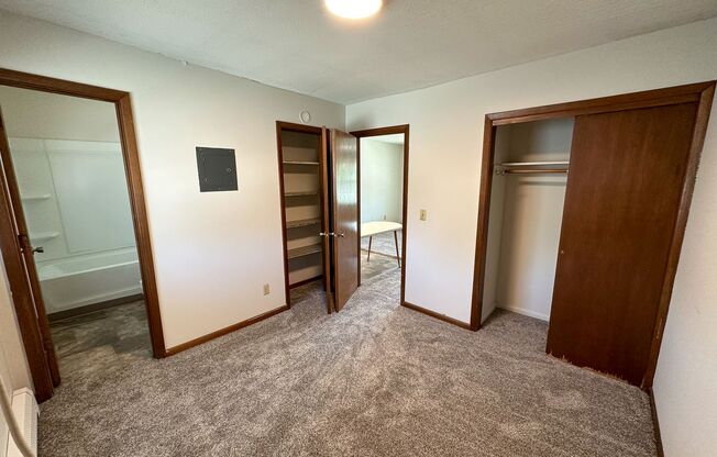 1 bed, 1 bath, 600 sqft, $650