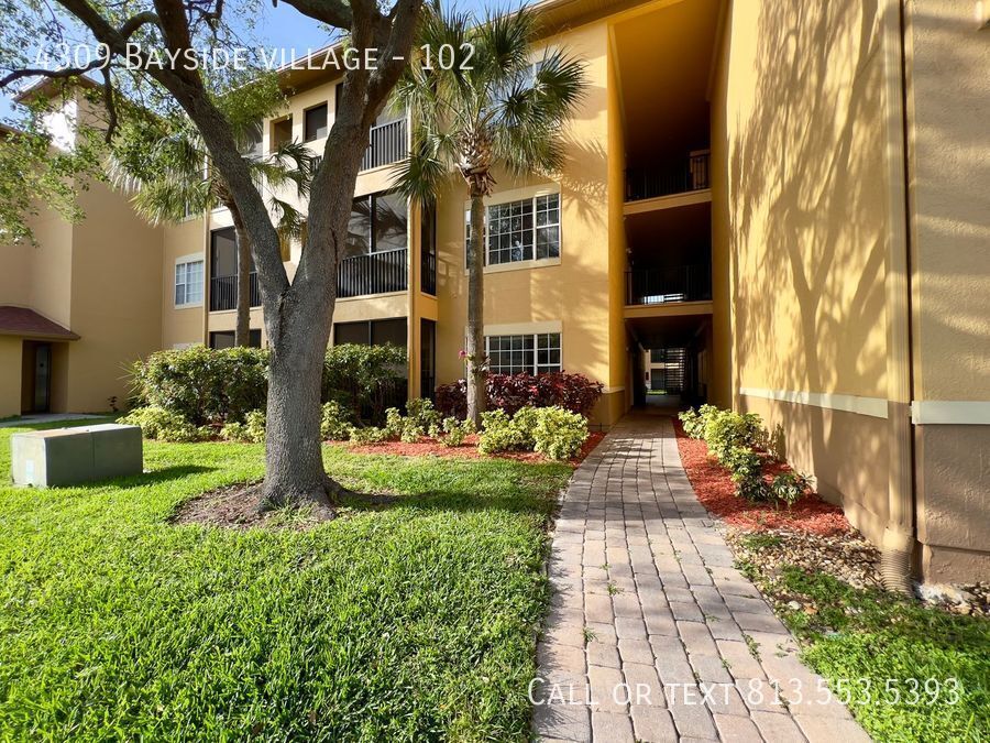 4309 BAYSIDE VLG DR