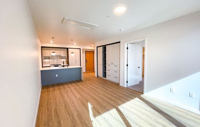1 bed, 1 bath, 652 sqft, $3,395, Unit 303