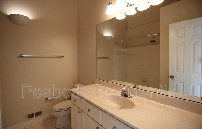 6423 LITTLE POTTERS LN