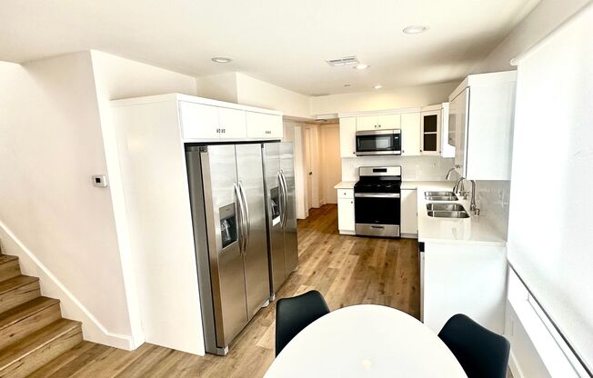 1543 W. 37th Pl Los Angeles, CA 90018