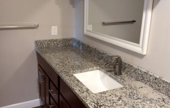 6500 6520 HOWARD AVE