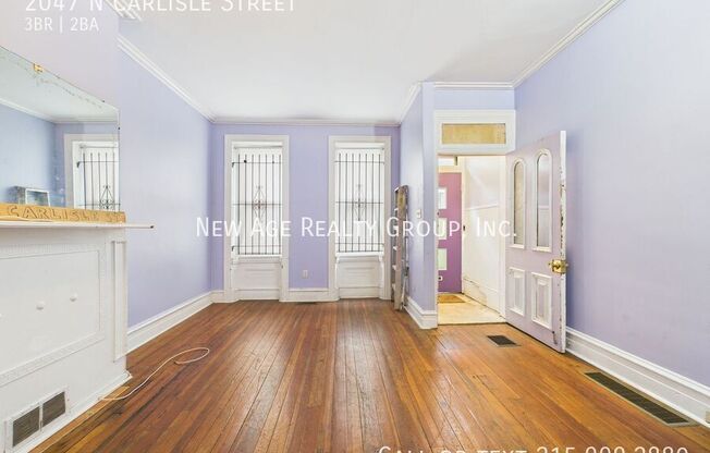 2047 N CARLISLE ST