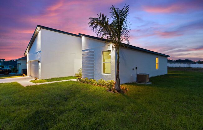 Newly Built! Modern, energy efficient home with ALL of the upgrades!