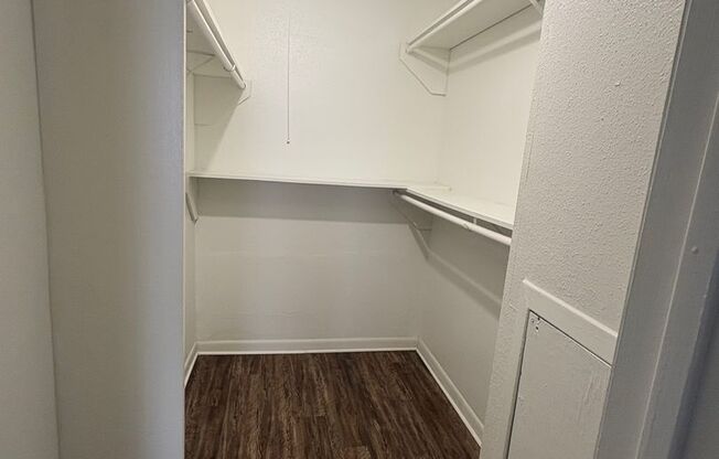 1 bed, 1 bath, $977, Unit 0416