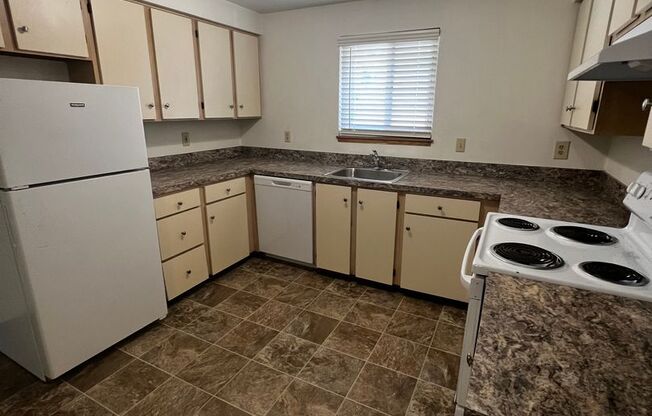 Willow Creek Apartments