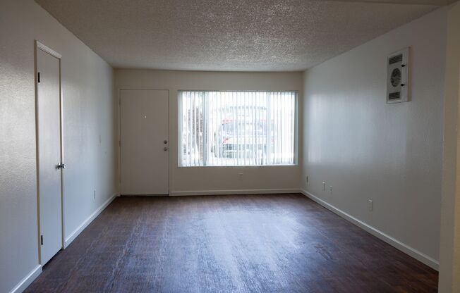 1 bed, 1 bath, 650 sqft, $1,795, Unit C05