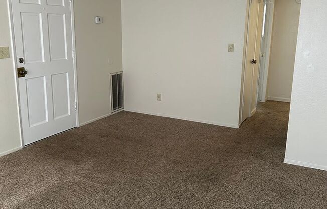 2 beds, 1 bath, $1,175, Unit 1