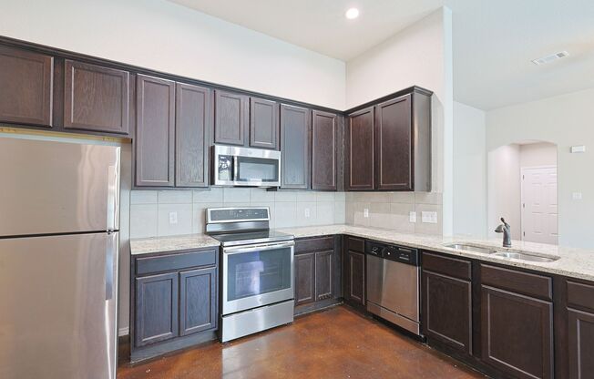 3 beds, 2 baths, $1,400, Unit 209 Kaspar Way