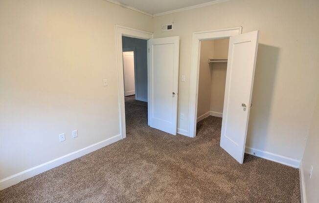 1 bed, 1 bath, $899, Unit Apt 26