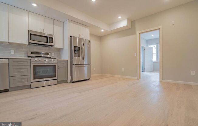 2110 W Master Street
