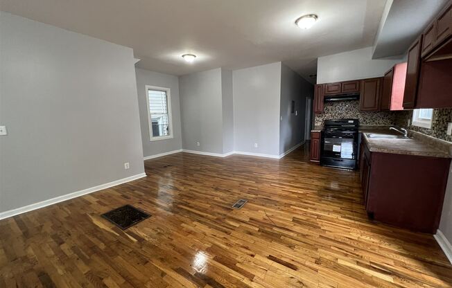 60 Hillside Ave Apt 1