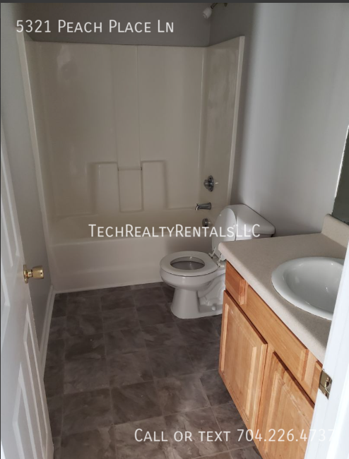 5321 PEACH PL