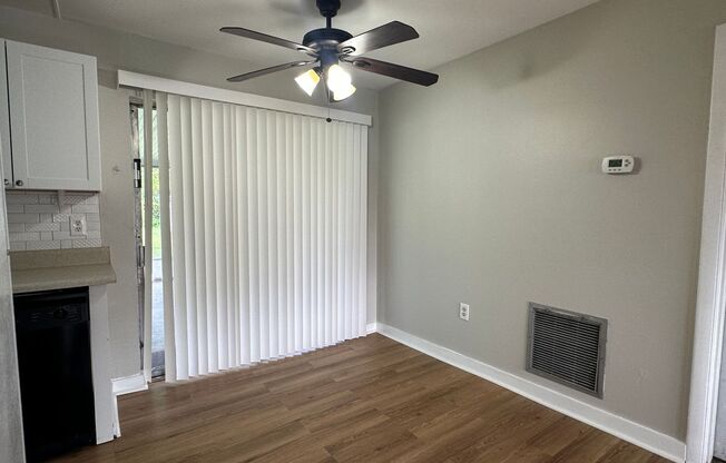 Updated 3 bedroom w/ Large Yard