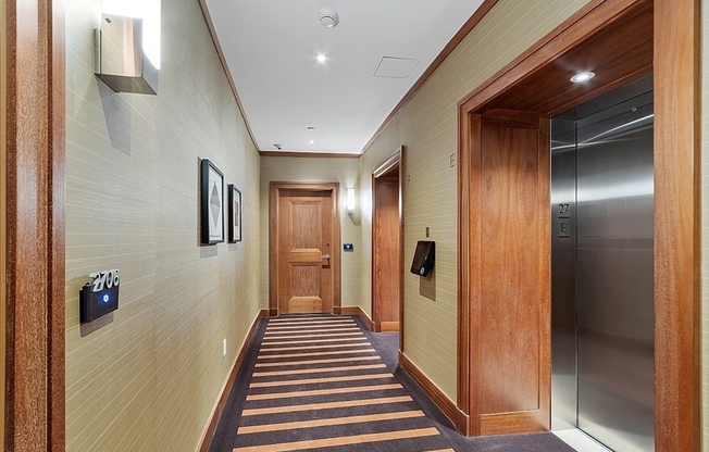 1 bed, 1.5 baths, 897 sqft, $8,950, Unit 2706