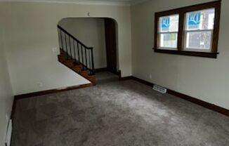 3 beds, 1 bath, $1,300