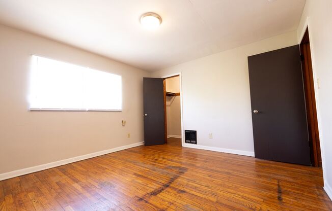 2 beds, 1 bath, 1,500 sqft, $960, Unit C No Longer Manage