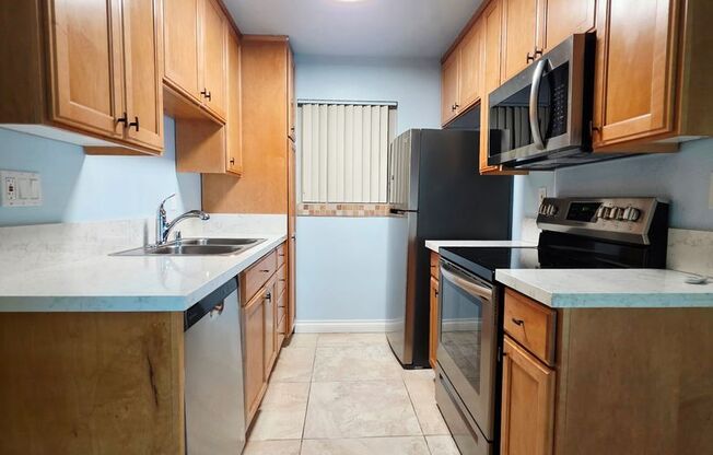 Prime Location! Pet-Friendly 1-Bedroom Condo Near Beach & Naval Bases ALL UTILITIES INCLUDED!