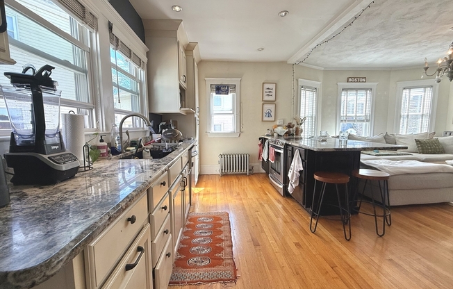 263 POWDER HOUSE BLVD