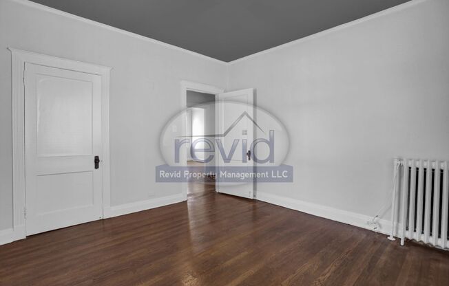 2 beds, 1 bath, 950 sqft, $995, Unit 308-3