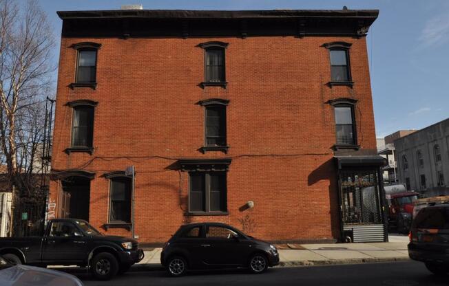 233 WYTHE AVE