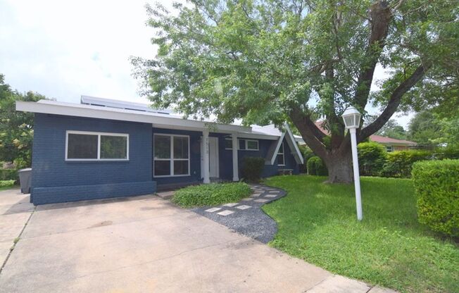 7513 Carriage Dr, Austin, TX 78752