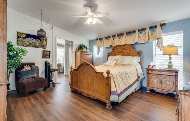 Charming Furnished Home in Age-Restricted Community – Just Bring Your Toothbrush!