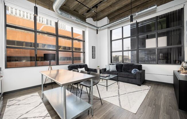 Studio, 1 bath, 605 sqft, $1,230, Unit 301