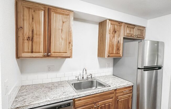 2 beds, 2 baths, 1,096 sqft, $1,575, Unit 1893A