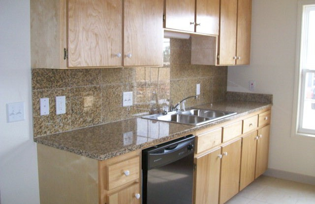 1 TAYLOR PL