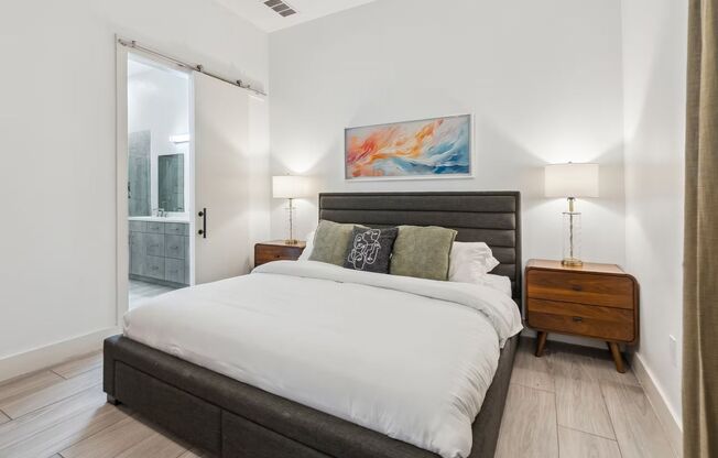 1 bed, 2 baths, $1,799, Unit 416