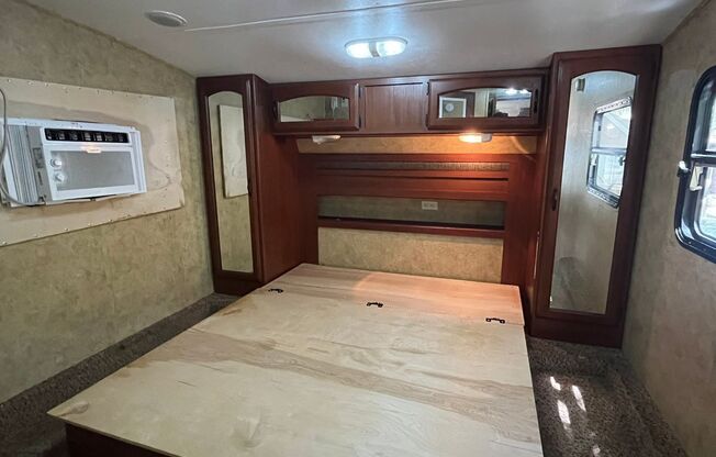 1 bed, 1 bath, 256 sqft, $980, Unit 554