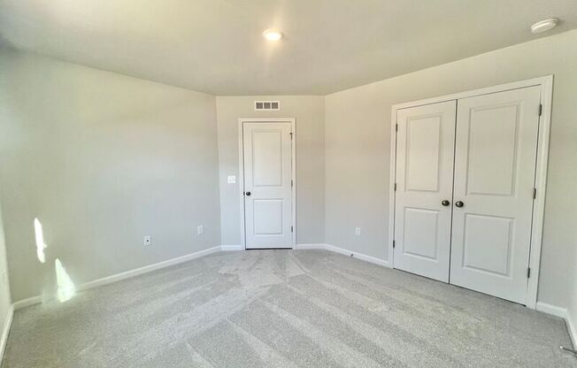 2004 SEQUOIA LN